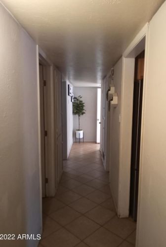 6202 Clarendon Ave, Phoenix AZ 85033-4124 exterior