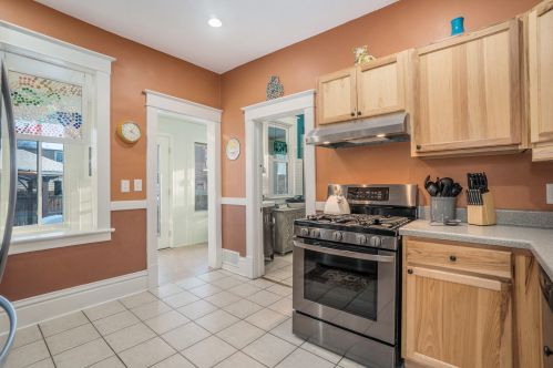 1325 Palmer Ave, Meskegon MI  49441-1732 exterior