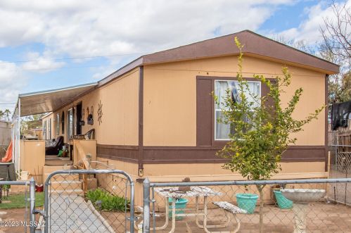 3010 Palm Vista St, Tucson, AZ 85705-1036