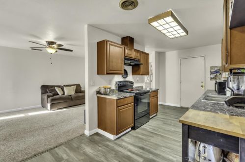 340 Ironwood Dr, Turlock CA 95380-6308 exterior