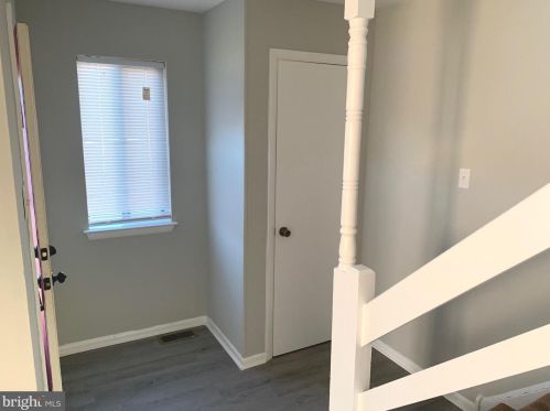 27 Erbitea Ln, New Castle DE 19720-4655 exterior