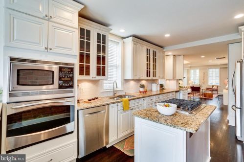 234 14th St, Washington DC  20003-2367 exterior