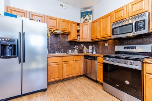 3161 Monroe St, Chicago IL 60624-2545 exterior