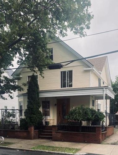 23 Babcock St, Providence, RI 02905-1401