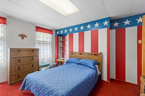 186 45 St, Pittsburgh PA 15201-3056 exterior