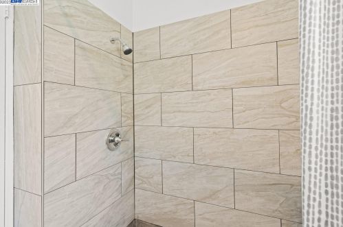 1921 Whitman Rd, Concord CA 94518-3328 exterior