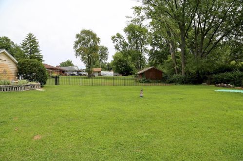 11854 Kramper Ln, Saint Louis MO 63128-1432 exterior