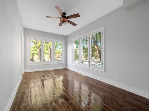 2048 Pratt Blvd, Chicago IL  60645-4981 exterior