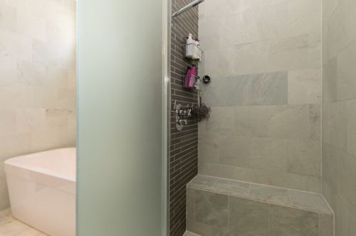 2131 Moffat St, Chicago IL 60647-4313 exterior