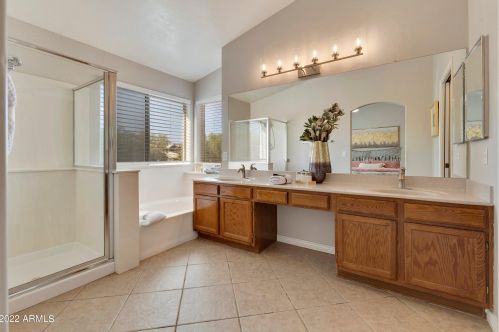 15210 42nd St, Phoenix AZ 85048-7001 exterior