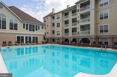 4550 Strutfield Ln, Alexandria VA 22311-4965 exterior