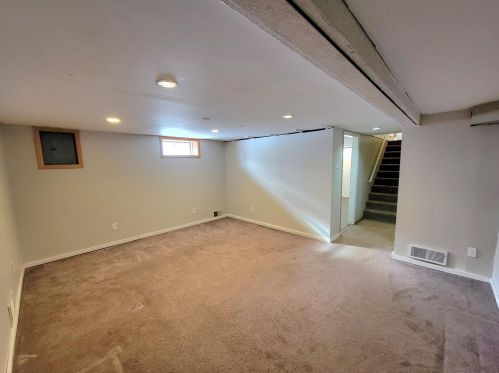 1935 Kinsey St, Meskegon MI  49441-2912 exterior