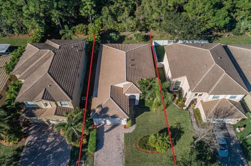 5629 Spanish Riv Rd, Fort Pierce FL 34951-2896 exterior