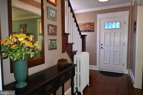 23 Knowles Ave, Manor PA 19036-2104 exterior