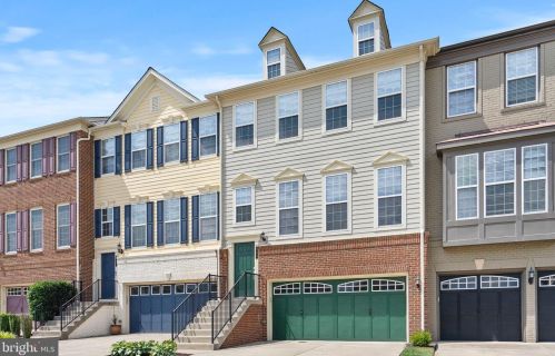 508 Red Raspberry Ter, Leesburg VA  20175-5427 exterior