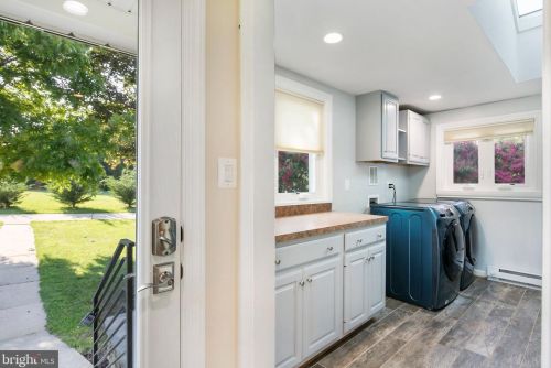 1116 Briggs Chaney Rd, Silver Spring, MD 20905-5509