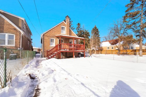 4553 Harding Ave, Chicago IL 60625-6311 exterior