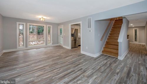 10402 Great Arbor Dr, Rockville MD  20854-4215 exterior