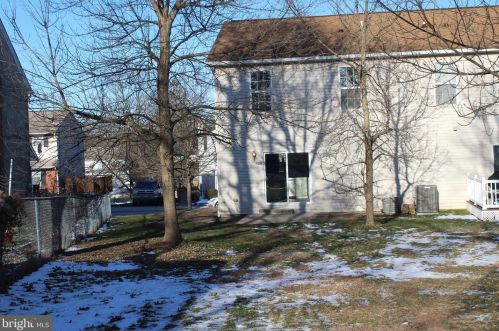 636 Spruce St, Pottstown PA 19464-4626 exterior