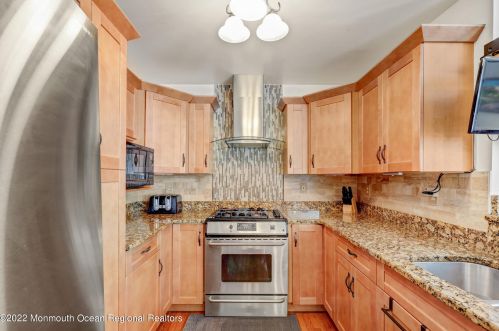 30 Emily Dr, Old Bridge NJ 08857-3811 exterior