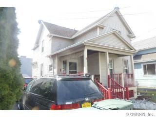 29 Potter St, Rochester, NY 14606-1225