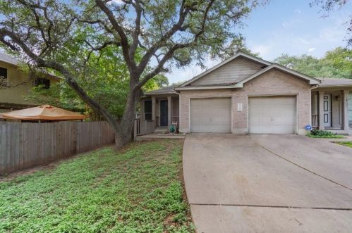 7228 Aldea Dr, Austin TX  78745-6039 exterior