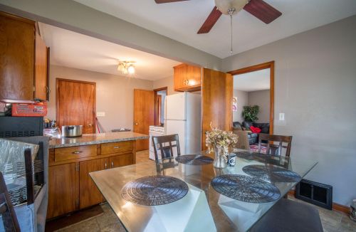 4135 47th St, Milwaukee, WI 53216-1528