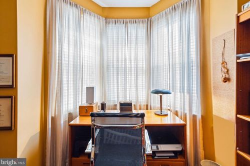 1331 Dickinson St, Philadelphia PA 19147-6211 exterior