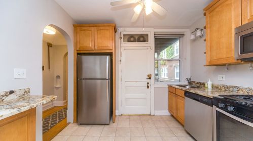 4309 Damen Ave, Chicago, IL 60618-1791