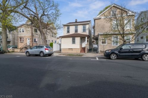 279 11th St, Paterson NJ  07508-2013 exterior