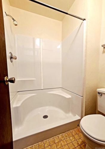 695 Manhattan Dr, Boulder CO 80303-4013 exterior