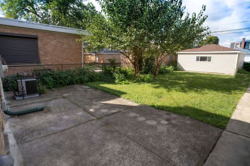 9644 Prairie Ave, Chicago IL  60628-1421 exterior