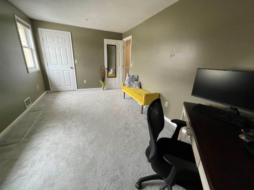 64 Frd Lndg Dr, Dover NH 03820-4552 exterior