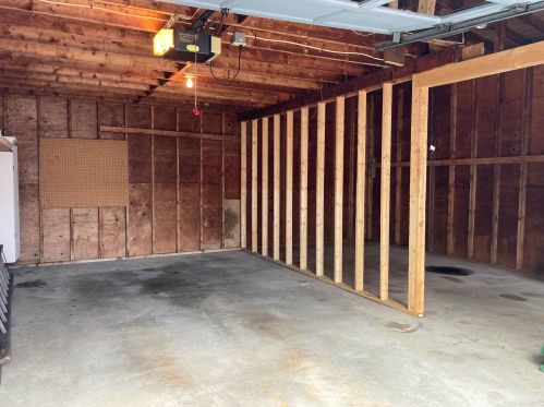 38 5th St, Dover NH  03820-2950 exterior