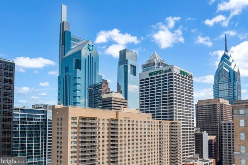 1919 Chestnut St, Philadelphia PA  19103-3401 exterior