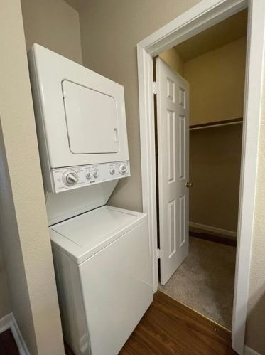 715 22nd 1/2 St, Austin TX 78705-5148 exterior