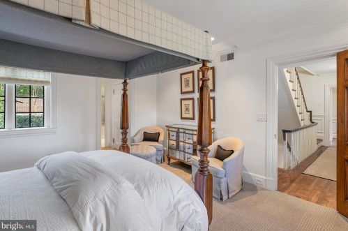 2446 Kalorama Rd, Washington DC 20008-1625 exterior