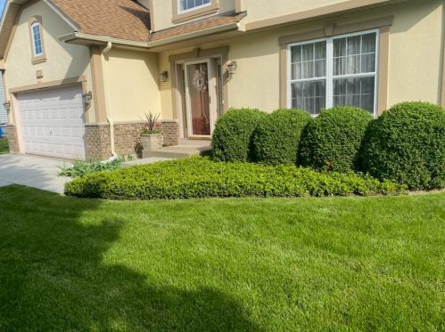 2709 Hayley Ct, Waukegan IL 60085-4932 exterior