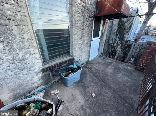 1822 20 St, Philadelphia PA 19140-1003 exterior