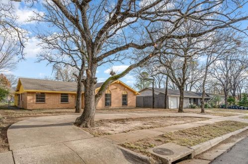 1520 Amity Ln, Dallas, TX 75217-3314