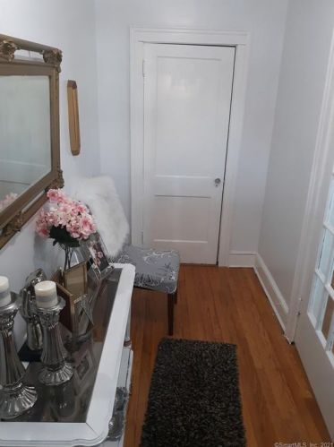 35 Kimball Dr, New Britain, CT 06051-3336