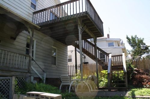 526 Simpson Pl, Peekskill NY 10566-4522 exterior