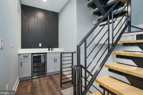 1313 29 St, Philadelphia PA 19121-4503 exterior