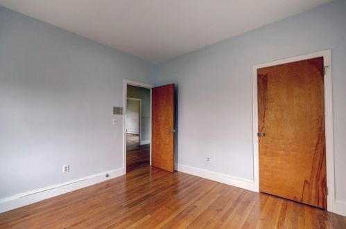 100 Beaufort St, Providence RI  02908-4435 exterior