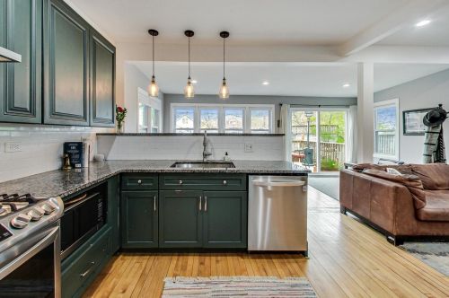 3450 Hamlin Ave, Chicago IL 60655-3915 exterior