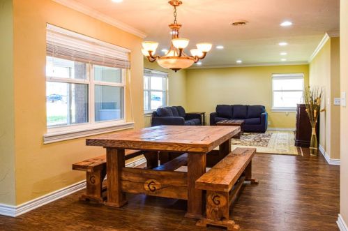 29 Cir Dr, Denison TX 75021-7743 exterior