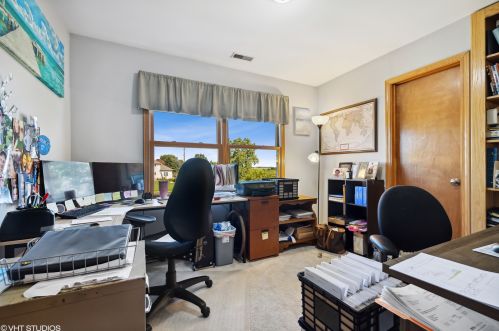 19057 Appaloosa Ln, Joliet IL exterior