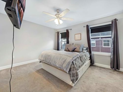 826 Spg Gdn Ave, Pittsburgh PA 15212-4232 exterior