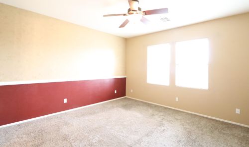 2815 74 Dr, Phoenix AZ 85033-2556 exterior