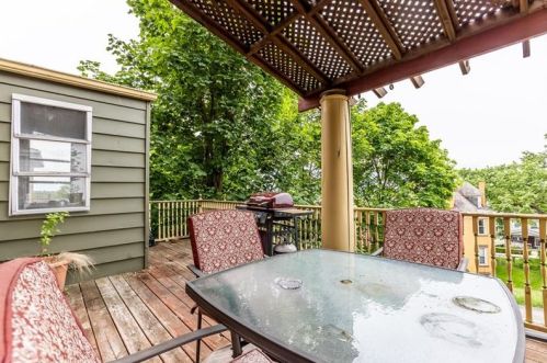 1406 Creedmoor Ave, Pittsburgh PA 15226-2438 exterior